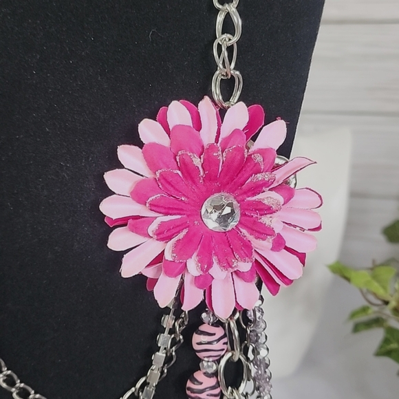 Multi Media Silver Chain Necklace with Pink Flower and Earrings Set New - Picture 8 of 8